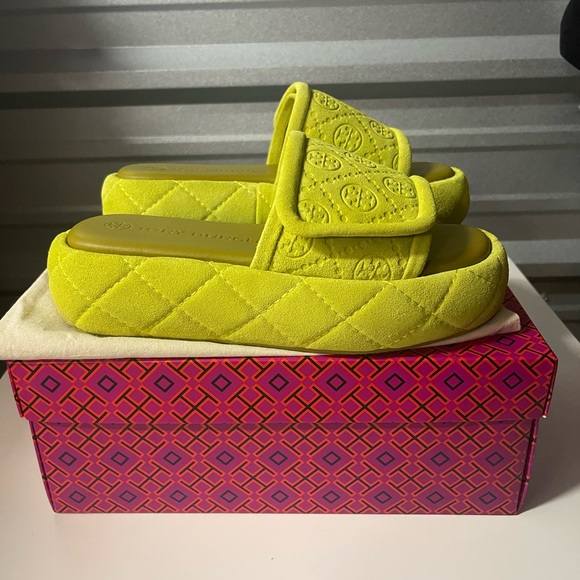 Tory Burch T Monogram Bubble Slide - Suede Lime - Picture 1 of 4